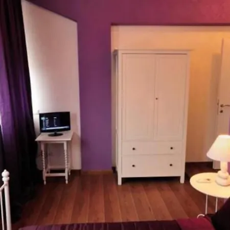 La Casa Di Momi B&B-3
